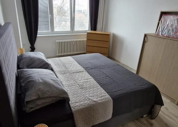 2-room In The Center, Near Xbionic-sphere *